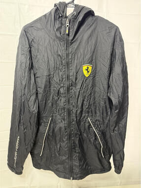 Scuderia Ferrari Formula 1 F1 Official Lightweight Jacket With Hood Size S